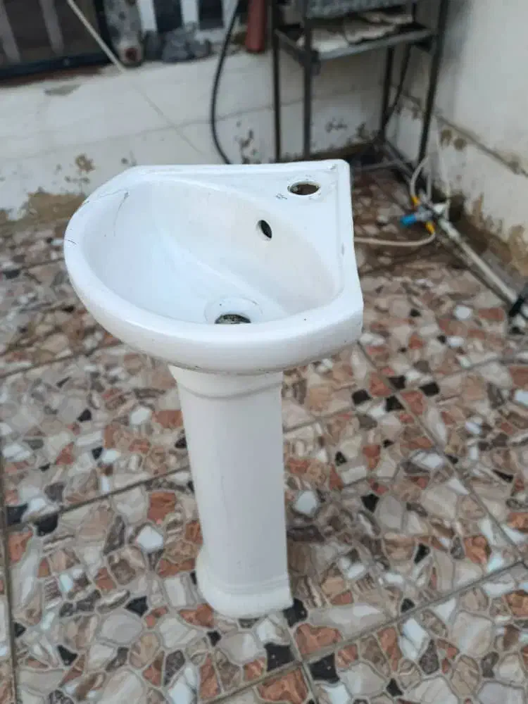 روشویی سرویس بهداشتی و درب چوبی|لوازم حمام|شیراز, شریف‌آباد|دیوار