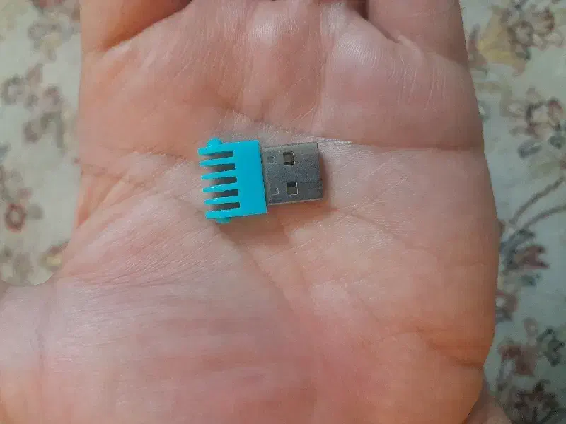 فلش ۶۴ گیگ ای دیتا|لوازم جانبی موبایل و تبلت|تهران, سوهانک|دیوار