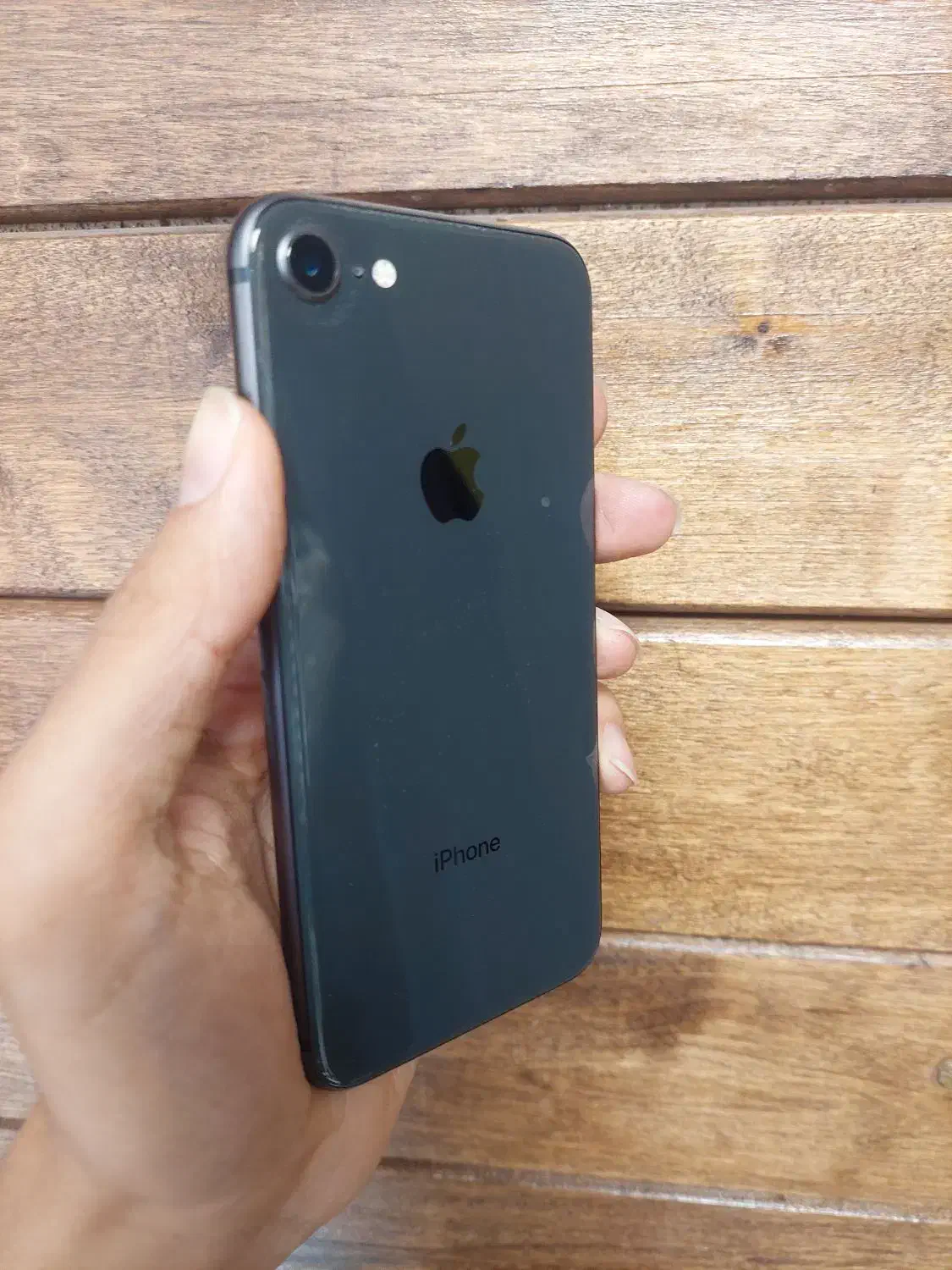 اپل iPhone 8 با حافظهٔ ۶۴ گیگابایت|موبایل|تهران, اکباتان|دیوار