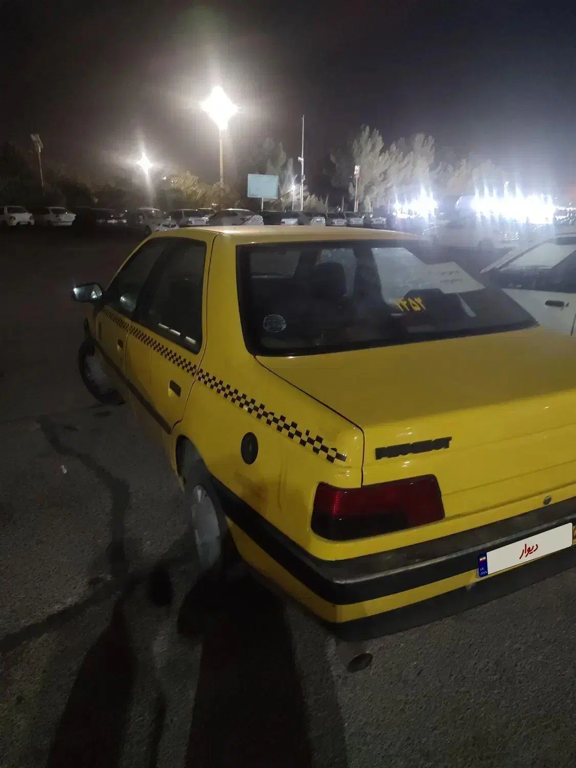 تاکسی در حد صفر|خودرو سواری و وانت|یزد, |دیوار