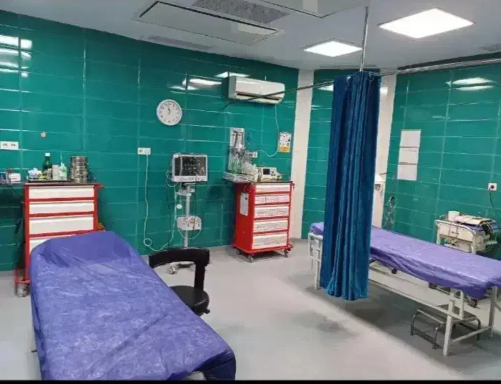 سهام درمانگاه شبانه روزی صابر|فروش دفتر کار، اتاق اداری، مطب|پرند, فاز ۵|دیوار