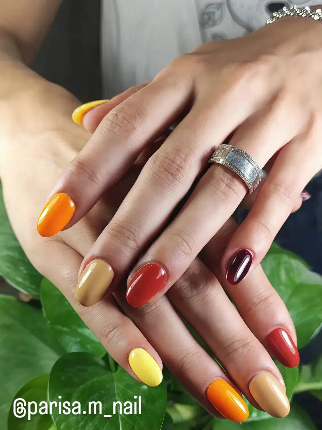 بیا گپ بزنیم و ناخنات رو خوشگل کنیم در اندیشه فاز۴|خدمات آرایشگری و زیبایی|اندیشه, اندیشه فاز ۴|دیوار