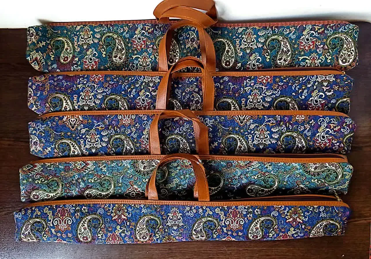 جا سیخی|ظروف نگهدارنده، پلاستیکی، یک‌بارمصرف|قم, مسجد امام حسن|دیوار