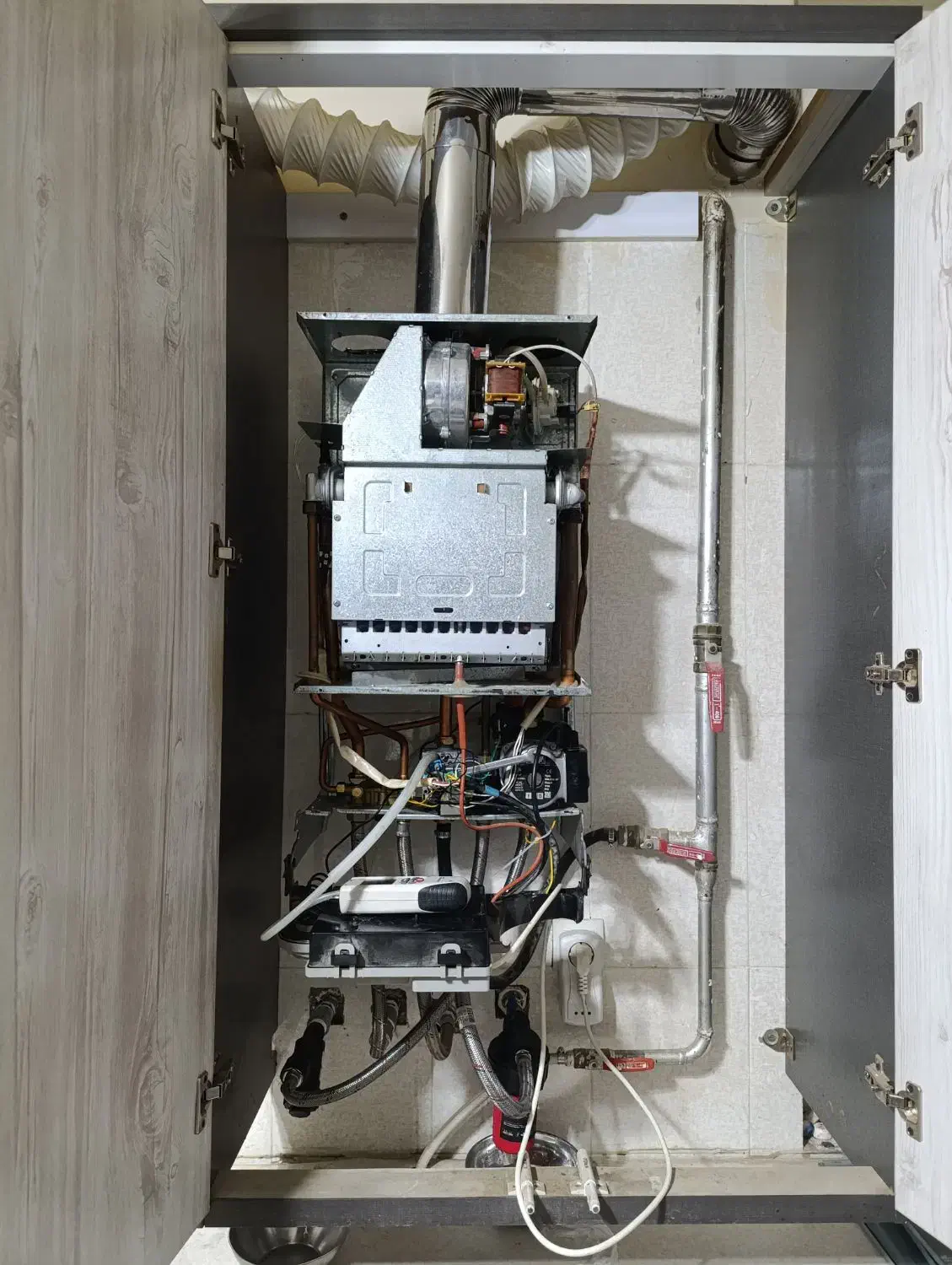 نصب تعمیر سرویس انواع پکیج داکت اسپلیت کولرگازی..|خدمات پیشه و مهارت|پردیس, فاز ۲|دیوار