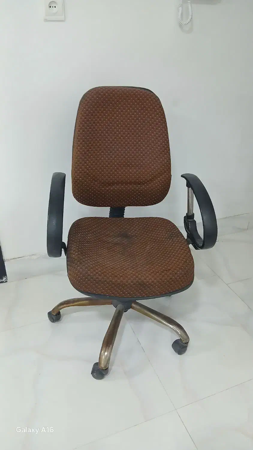 با سلام فروش میز تحریر و صندلی|مبلمان اداری|سیرجان, |دیوار