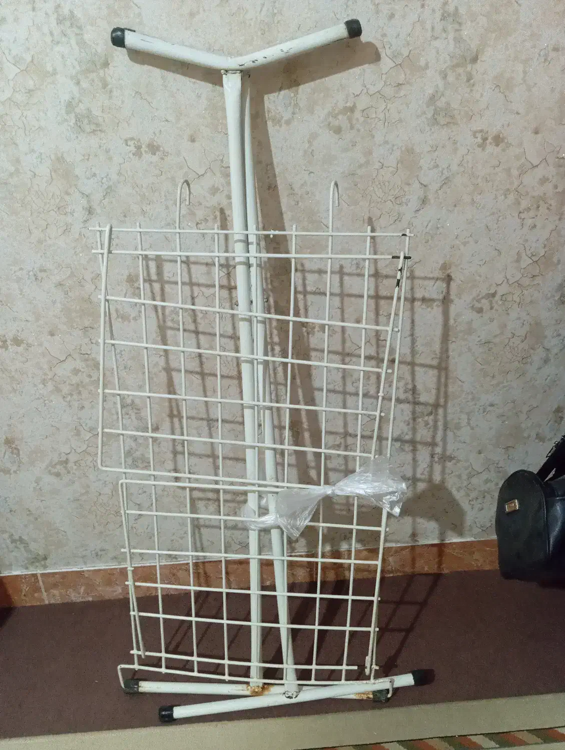 رخت آویز|بندرخت و رخت‌آویز|ملایر, |دیوار