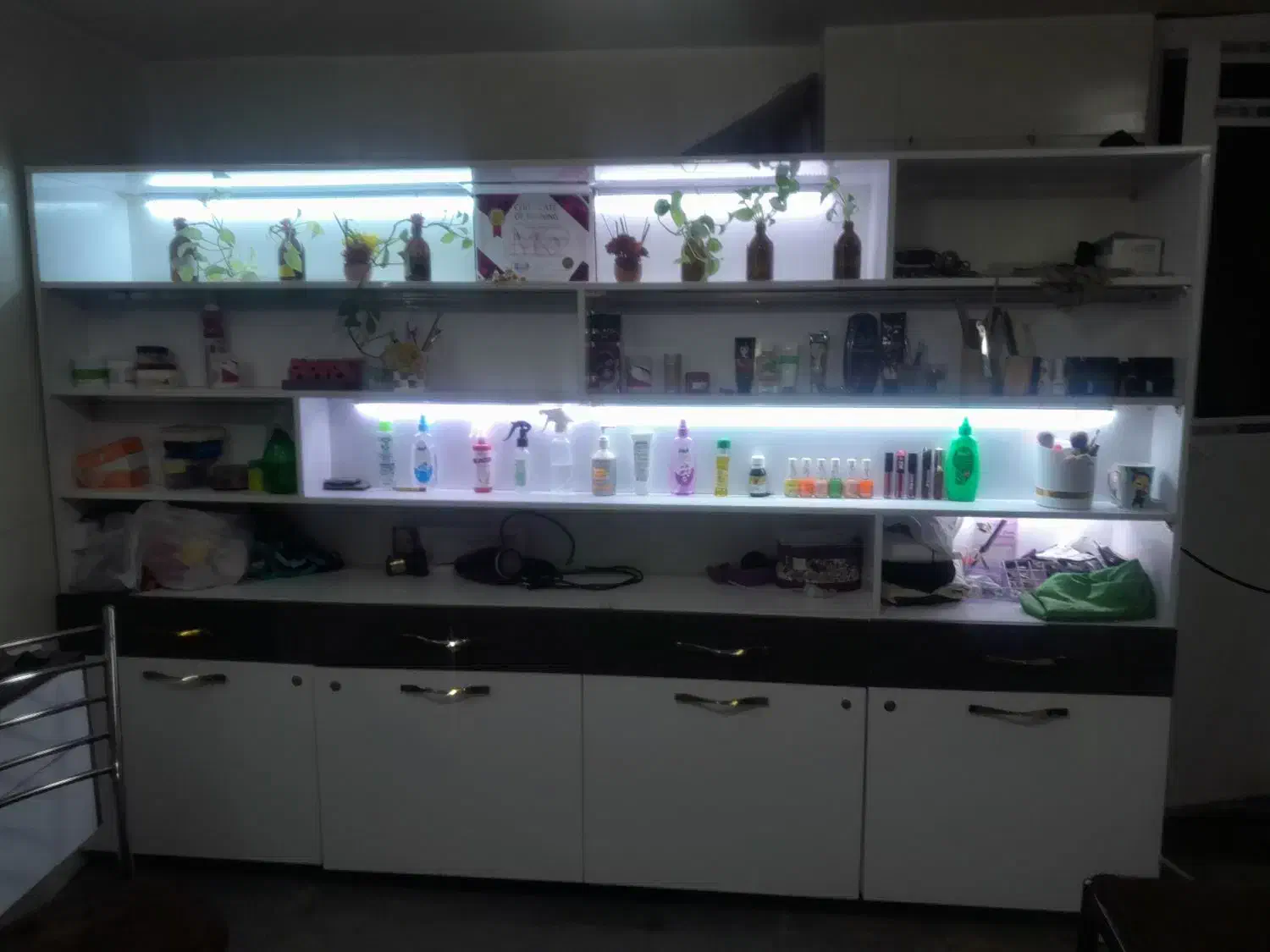 کمد|جاکفشی، کمد، دراور|کازرون, |دیوار