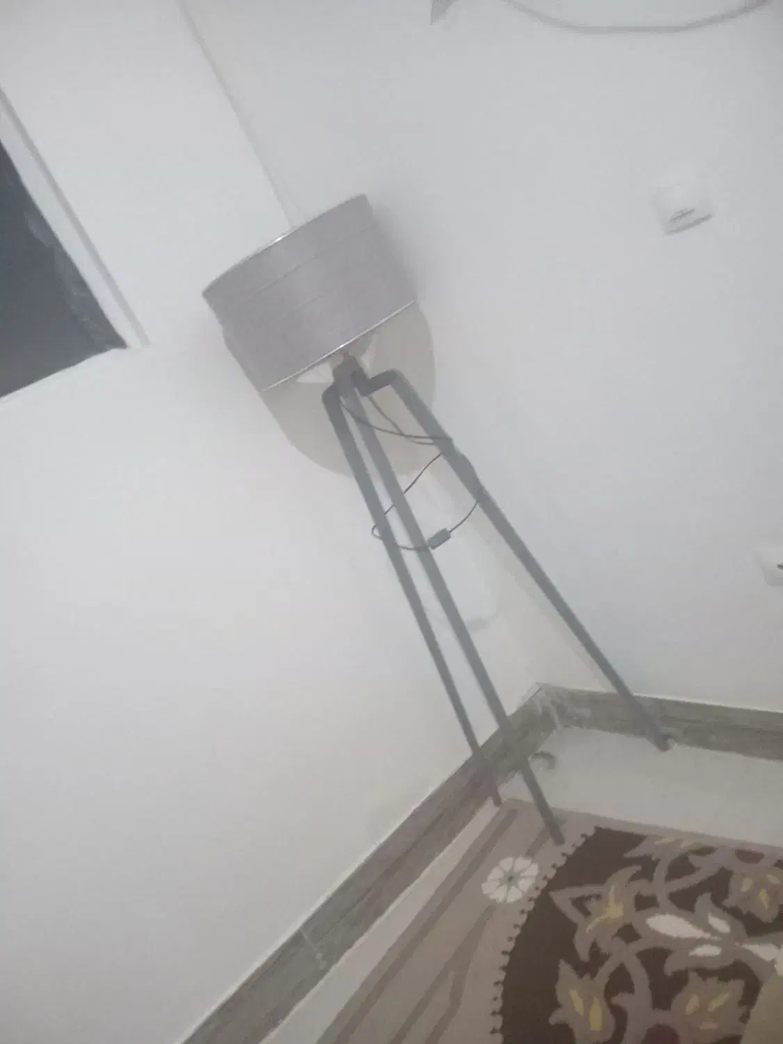 آباژور|چراغ خواب و آباژور|تربت جام, شهید مدرس|دیوار