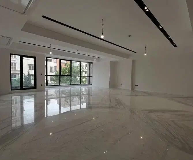 300متر/4خواب/نوسازکلیدنخورد/مشاعات هتلی/تکواحدی