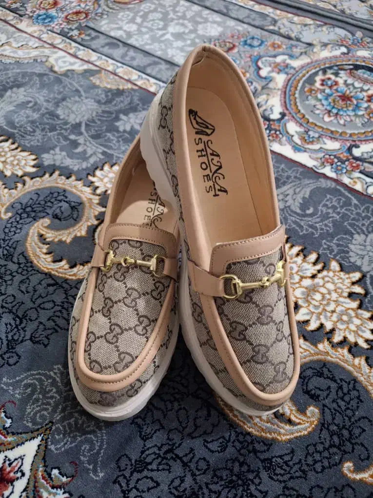 کفش کتونی|کیف، کفش، کمربند|قم, سید معصوم|دیوار