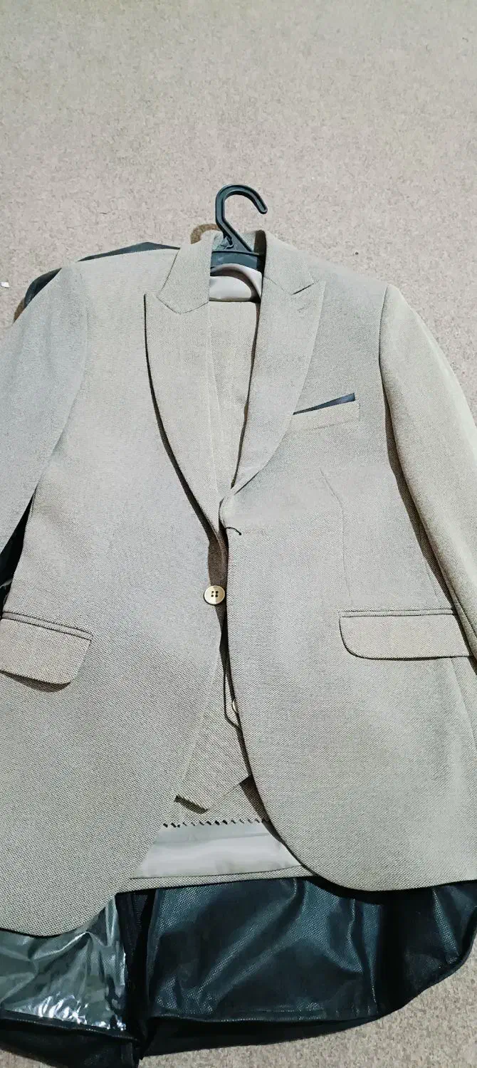 کت و شلوار|لباس|پاکدشت, پاکدشت (مامازند)|دیوار