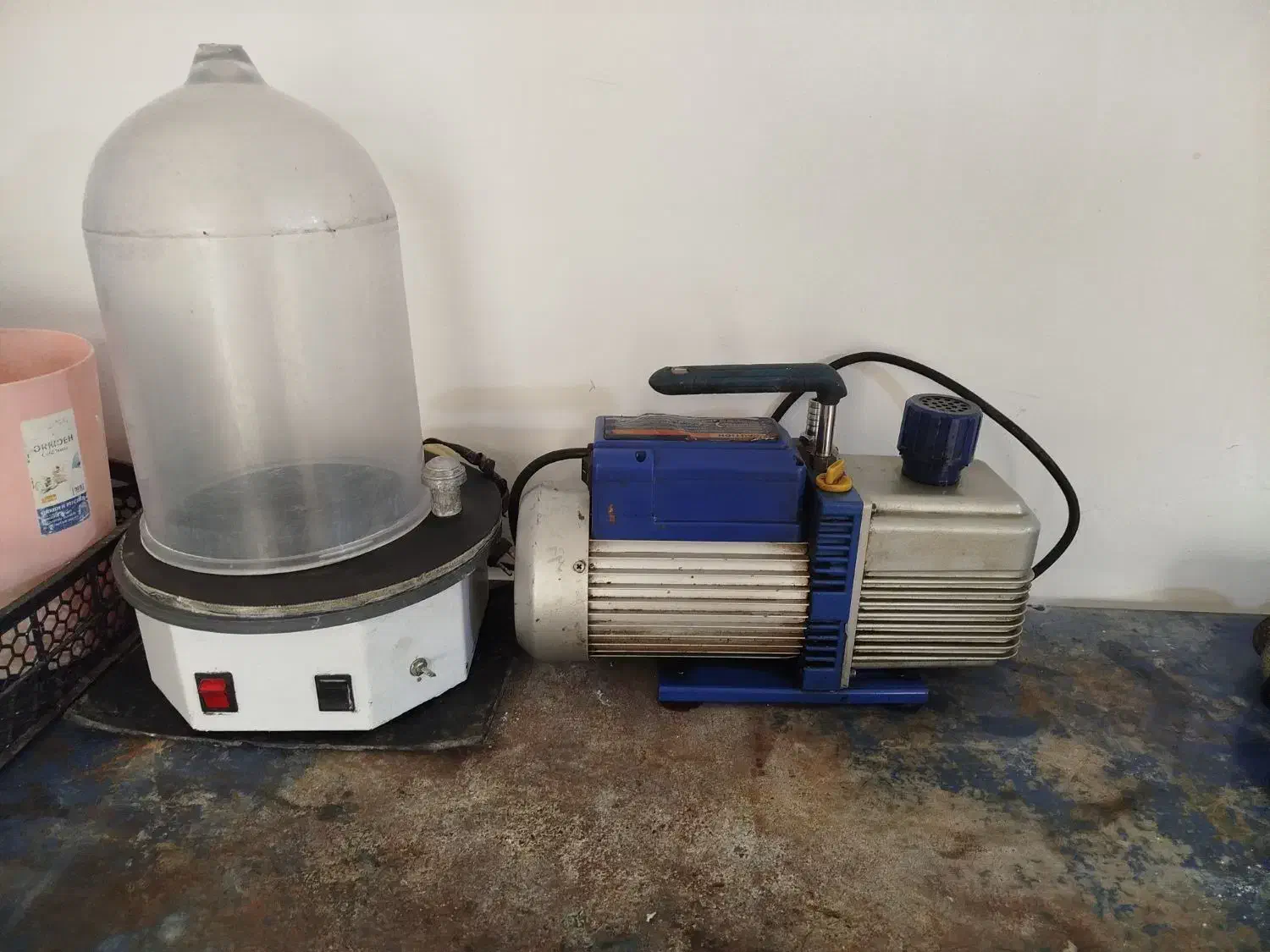 ابزار ریخته گری زرگری|ابزارآلات|اصفهان, قلعه طبره|دیوار