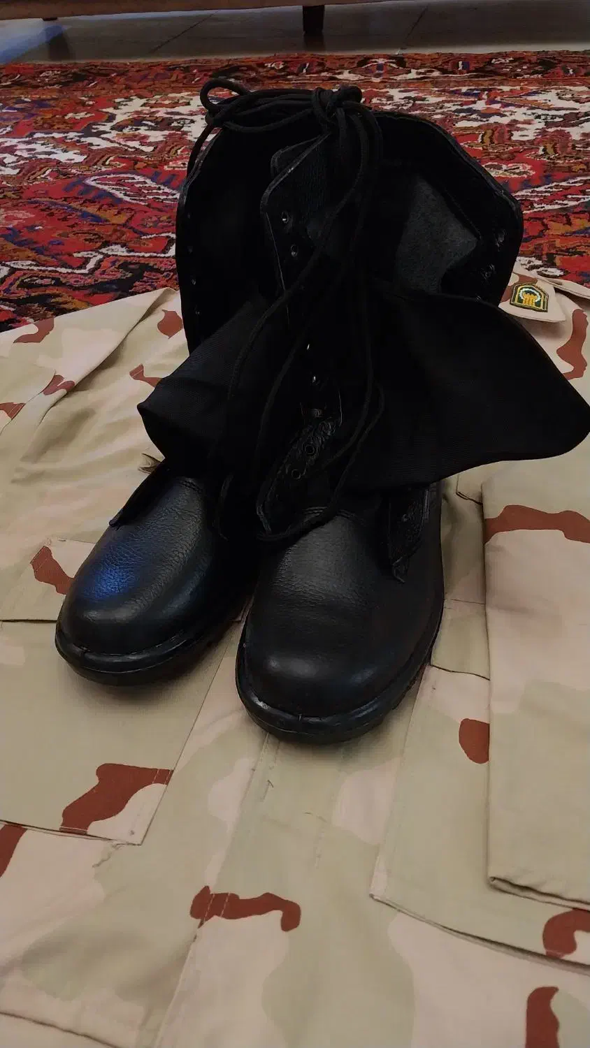 لباس سربازی مرزبانی + پوتین|لباس|خسروشاه, |دیوار