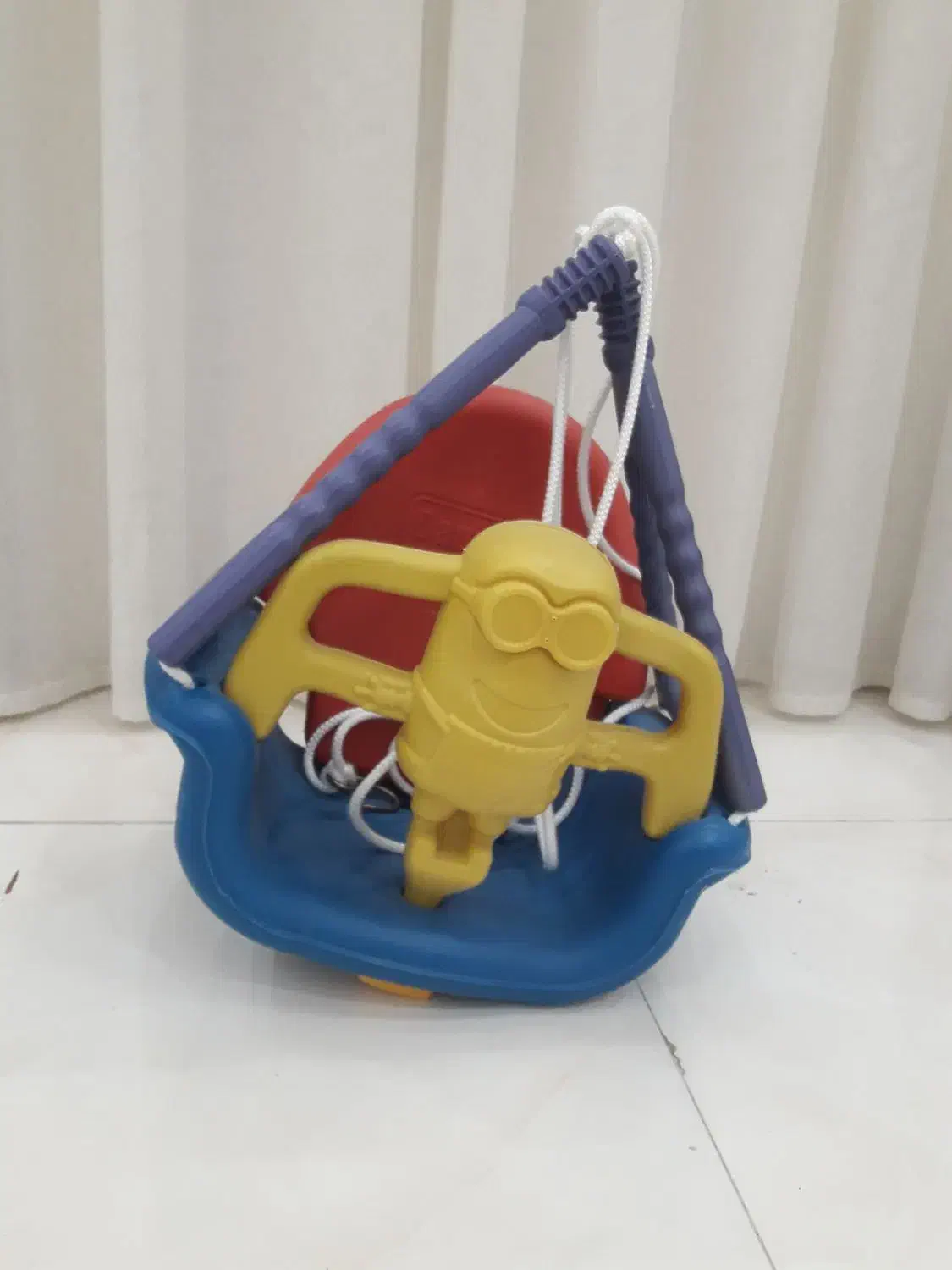 تاب|اسباب‌بازی بچه|زرنه, |دیوار