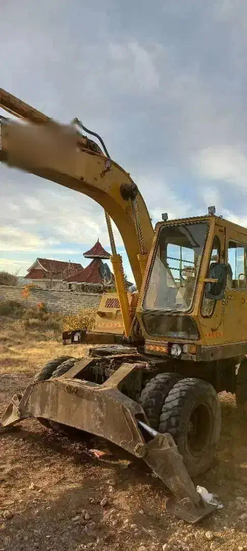 مجری بیل مکانیکی لاستیکی|خودرو سنگین|سیاخ دارنگون, |دیوار