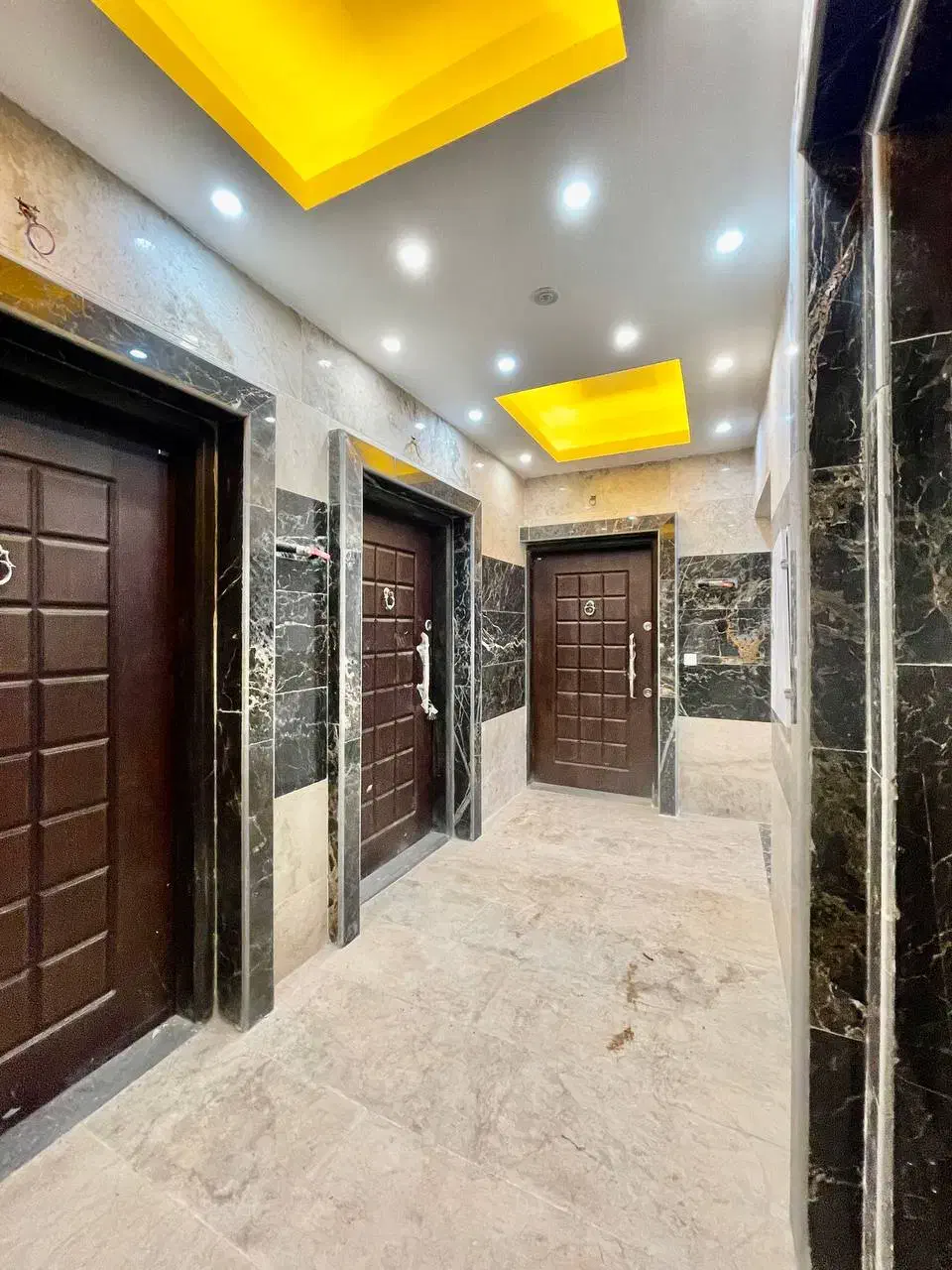 فروش واحد اداری خدماتی کوچه دستوریان|فروش دفتر کار، اتاق اداری، مطب|قائمشهر, |دیوار