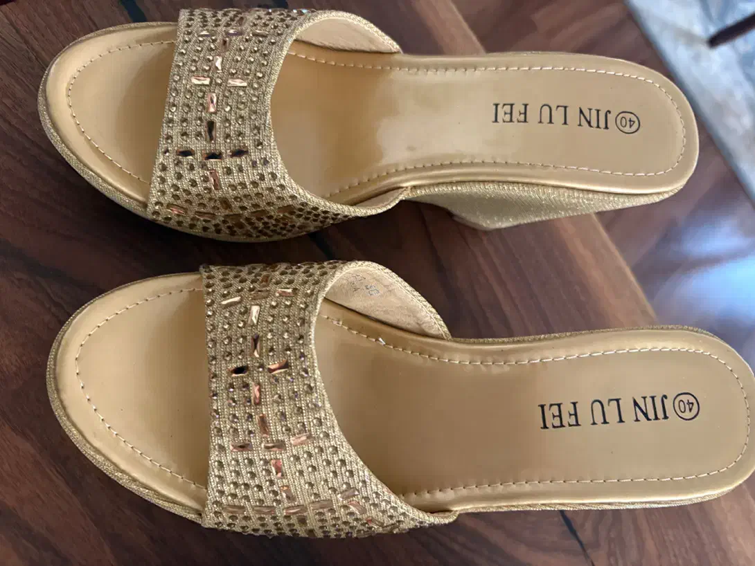 صندل رو فرشی|کیف، کفش، کمربند|پردیس, فاز ۱|دیوار