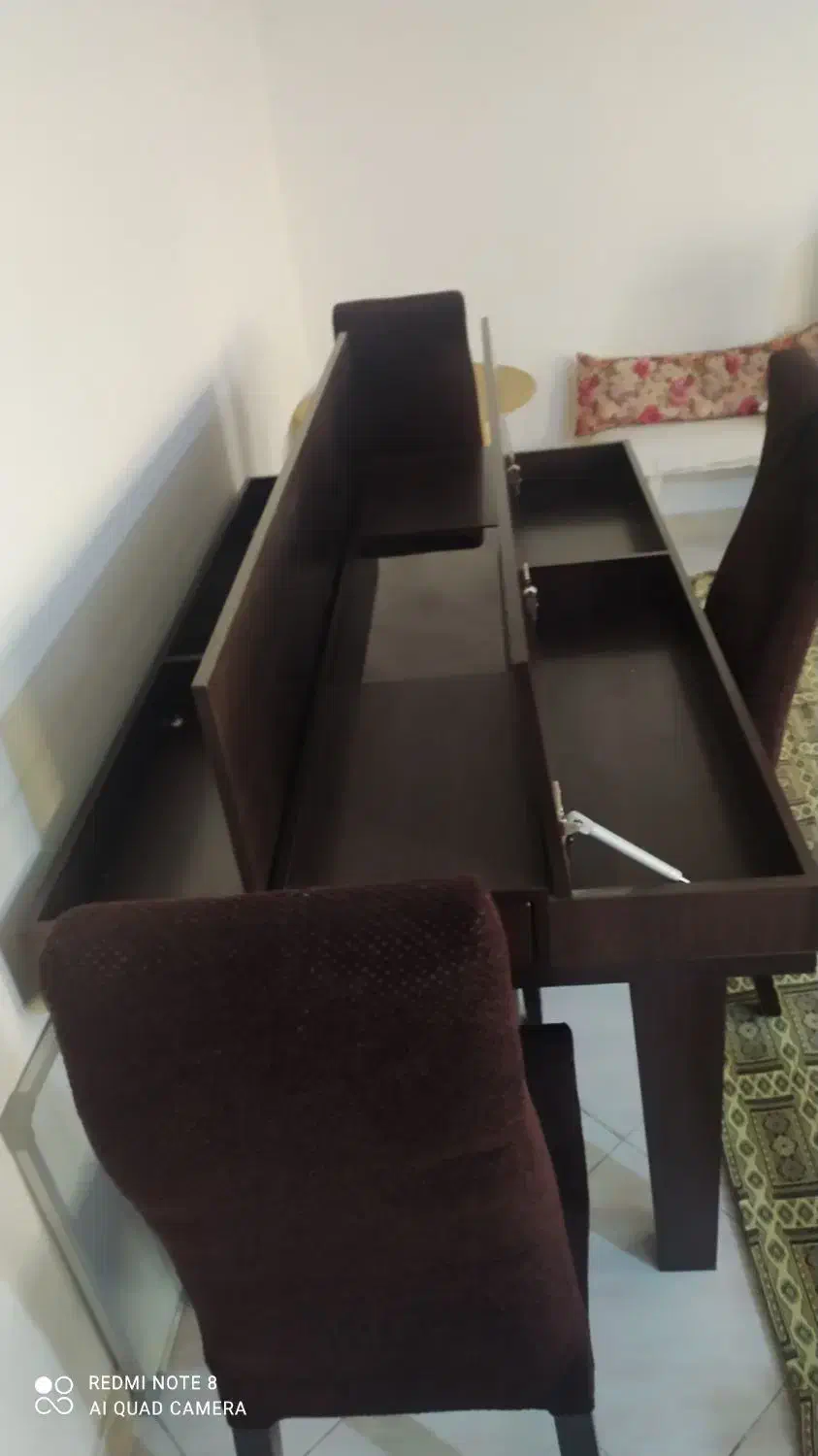 میز ناهار خوری|میز و صندلی غذاخوری|فردیس, نسترن غربی|دیوار