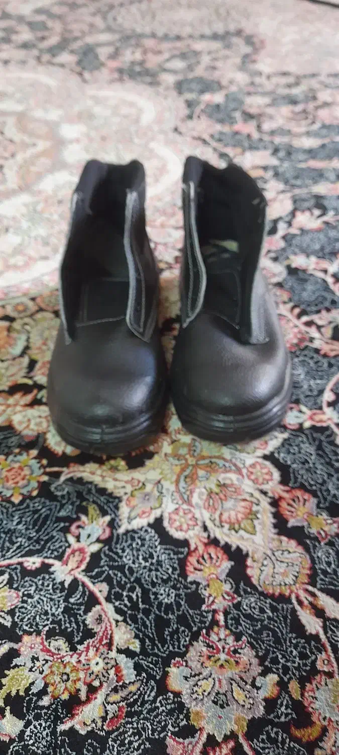 کفش ایمنی|کیف، کفش، کمربند|قم, علی آباد|دیوار