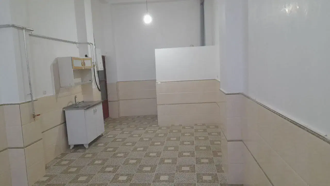 پارکینگ حیاط دار،مناسب برای آرایشگاه و خیاطی|اجارهٔ مغازه و غرفه|شاهین دژ, |دیوار