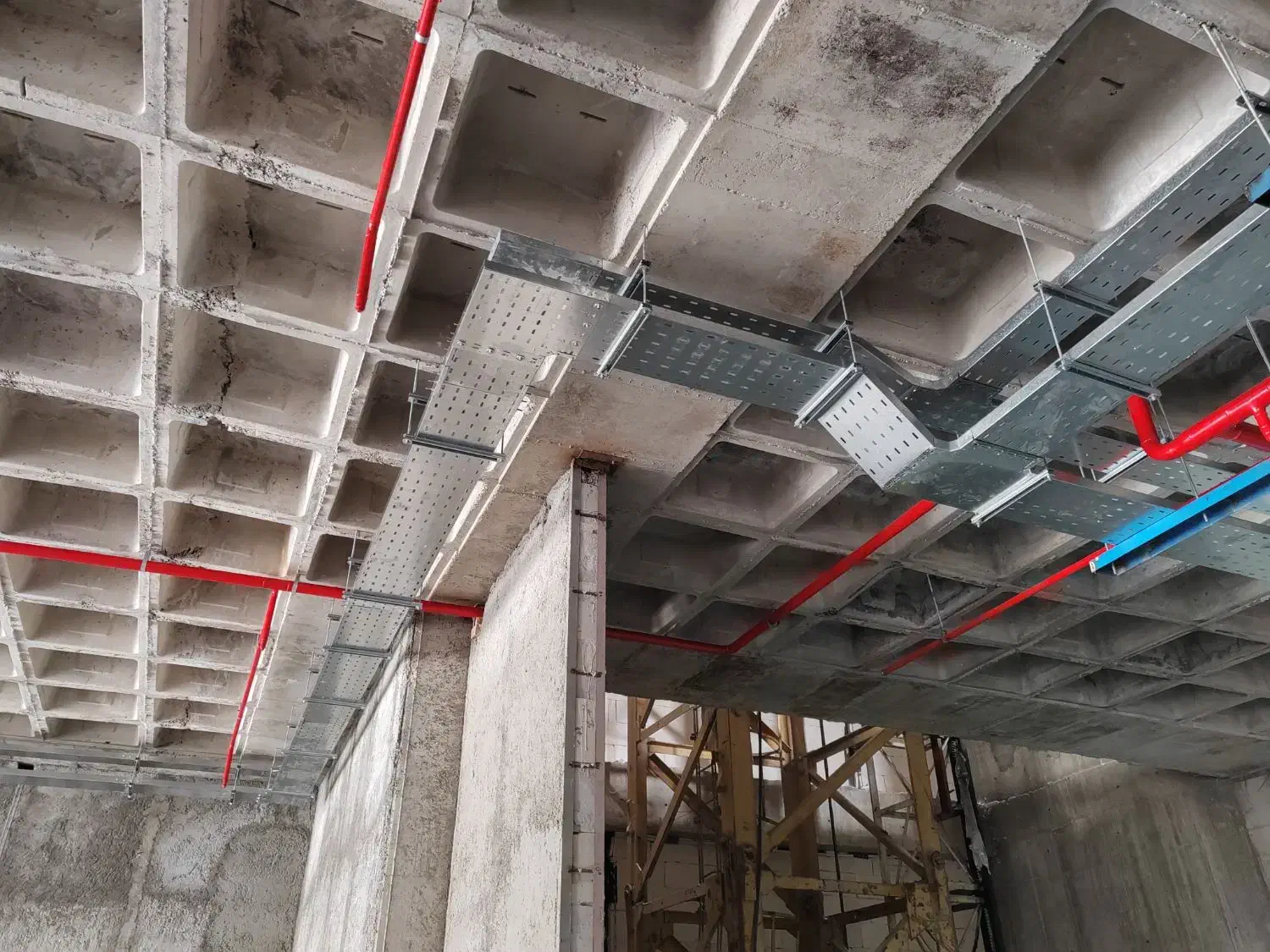 نیاز مند چند نفر برای کار|استخدام صنعتی، فنی، مهندسی|ماکو, |دیوار