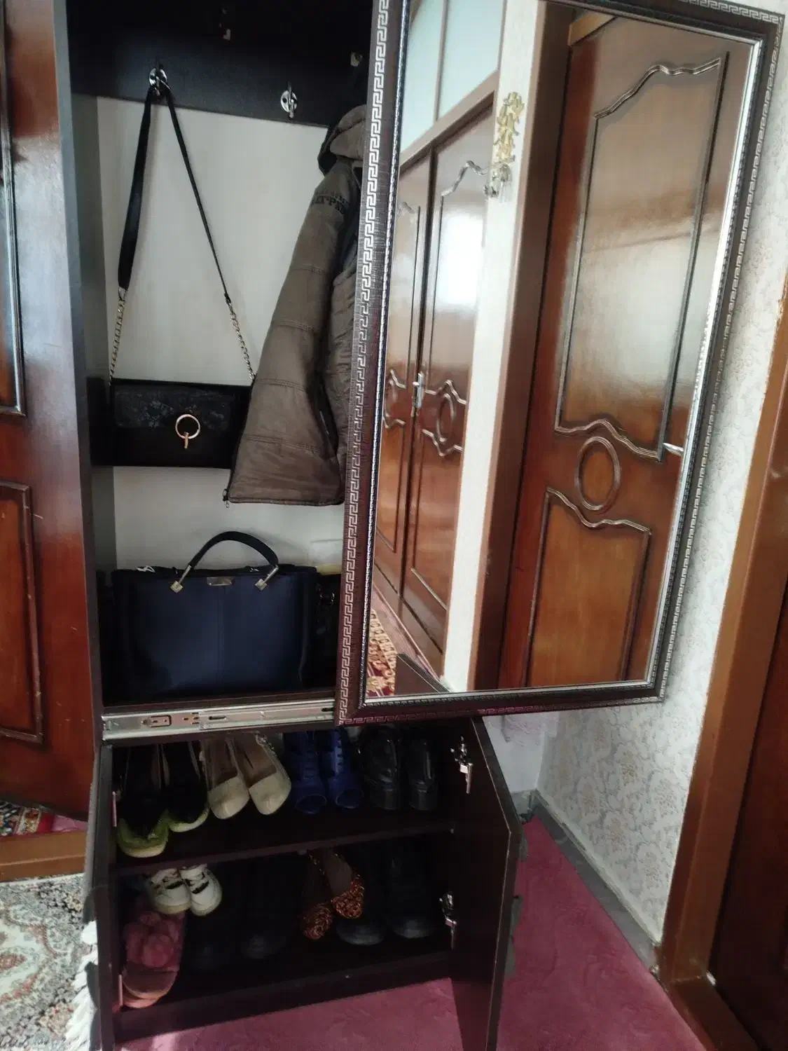 جاکفشی|جاکفشی، کمد، دراور|مرند, |دیوار