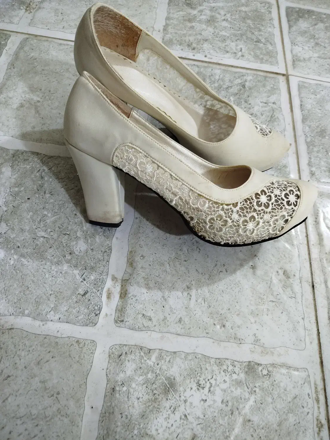 کفش مجلسی زنانه شیک سایز 40موجوده|کیف، کفش، کمربند|لاهیجان, لیل|دیوار