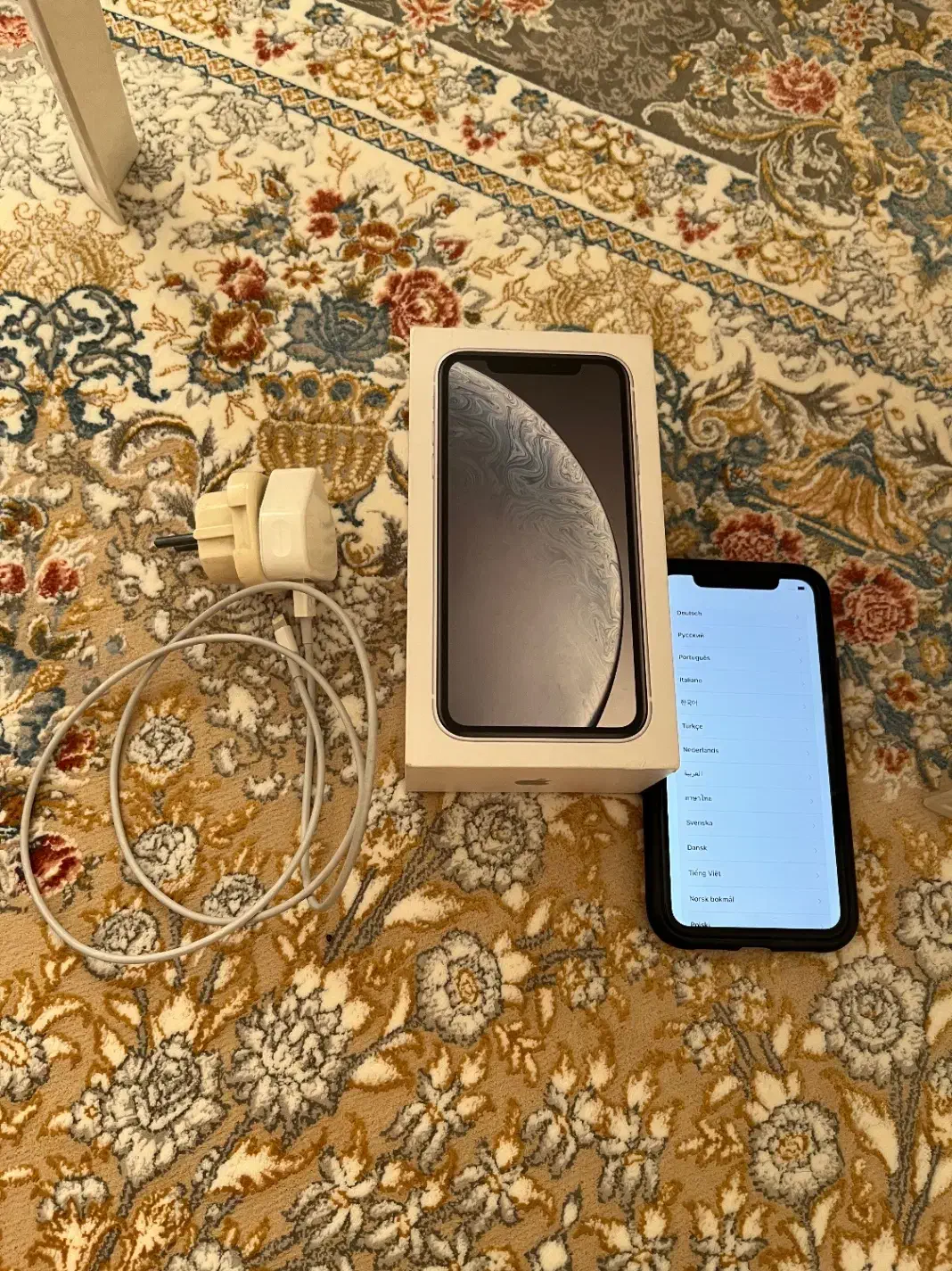 آیفون xr 128 Zaسفید|موبایل|تهران, نازیآباد|دیوار