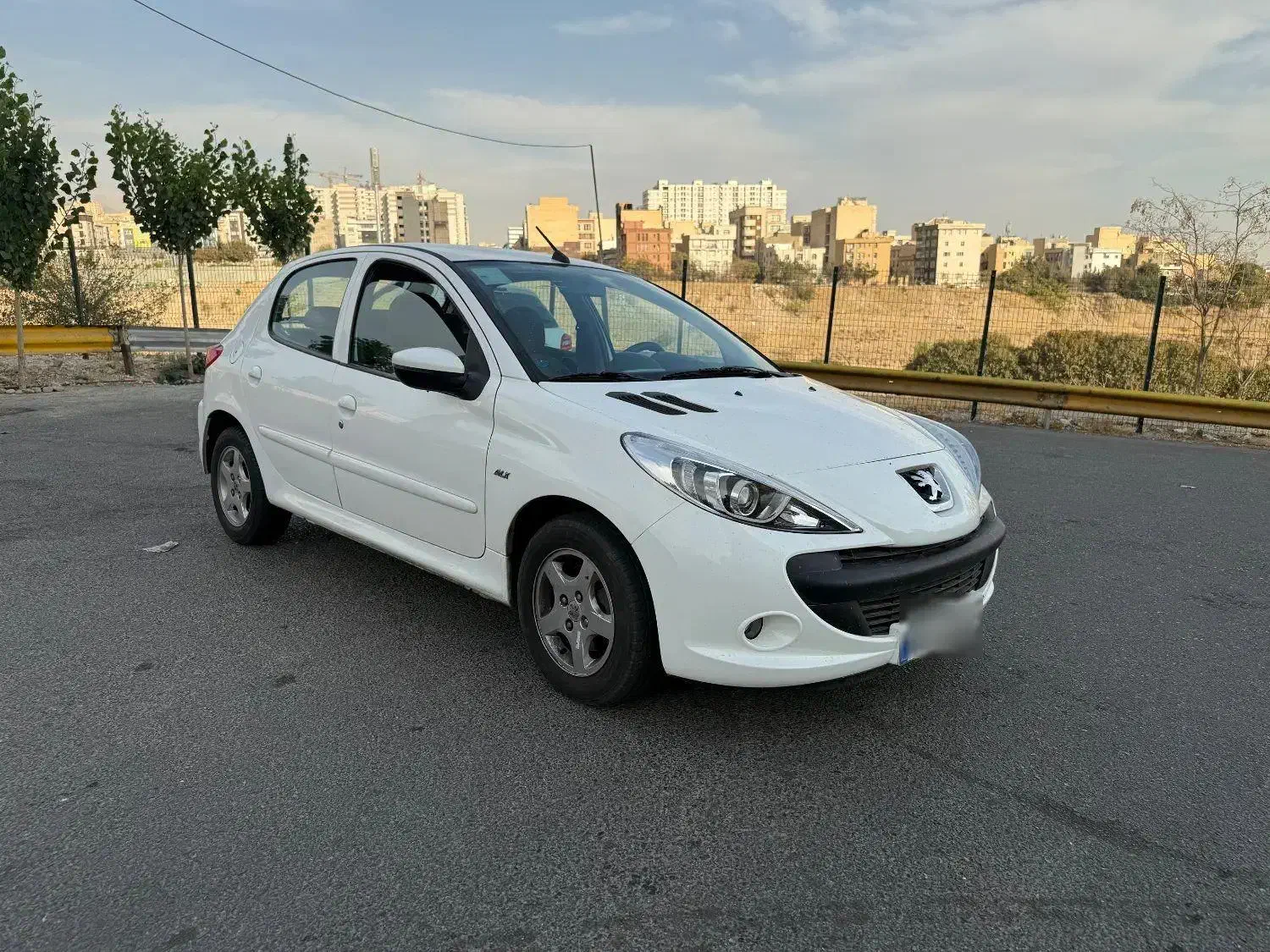 207 اتوماتیک مدل 97|خودرو سواری و وانت|تهران, شهرک فردوس (حسینی)|دیوار