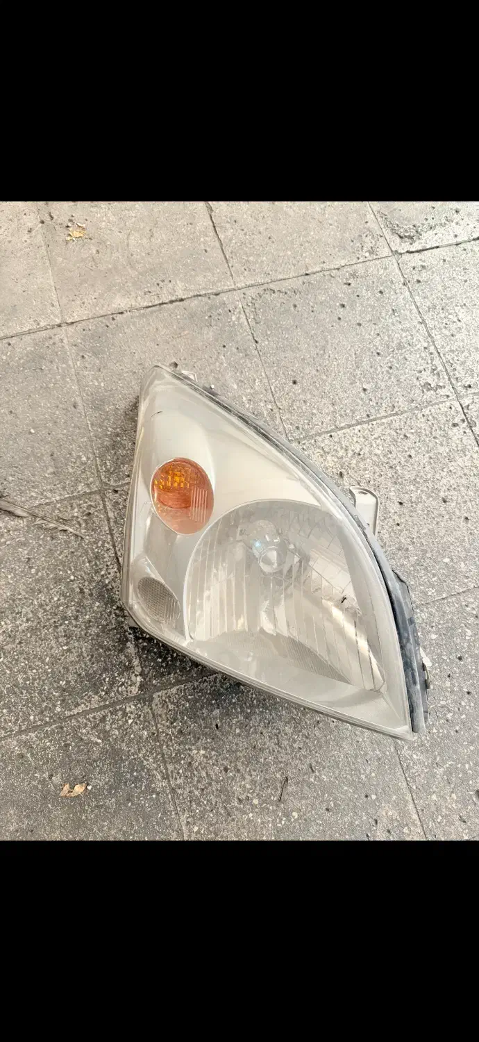 چراغ جلو پرادو|قطعات یدکی و لوازم جانبی|تهران, پونک|دیوار