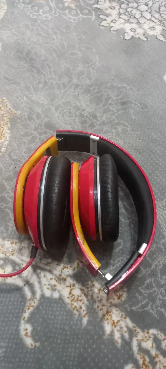 هدفون یا هدست|پخشکننده همراه|رباطکریم, مسکن مهر آبشناسان|دیوار