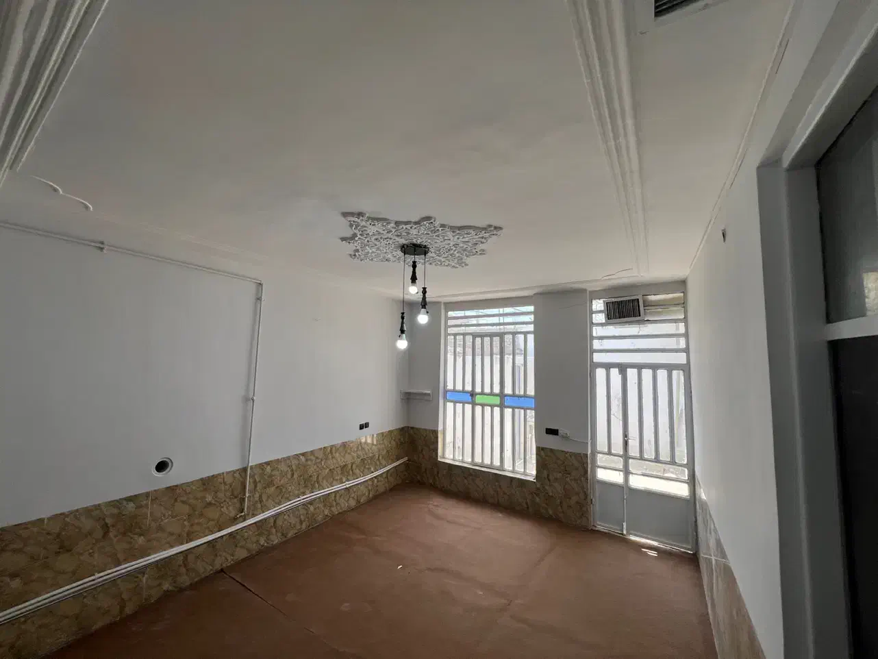 منزل ۱۰۰ متری با پارکینگ|فروش خانه و ویلا|شیراز, بریجستون|دیوار