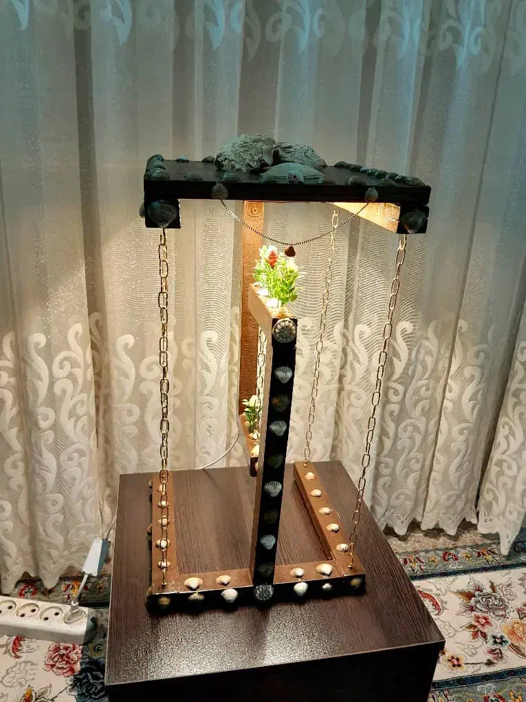 میز گلدون معلق با ال ای دی .آباژور.چراغ خواب.دکوری|صنایع دستی و سایر لوازم تزئینی|قم, صفائیه|دیوار