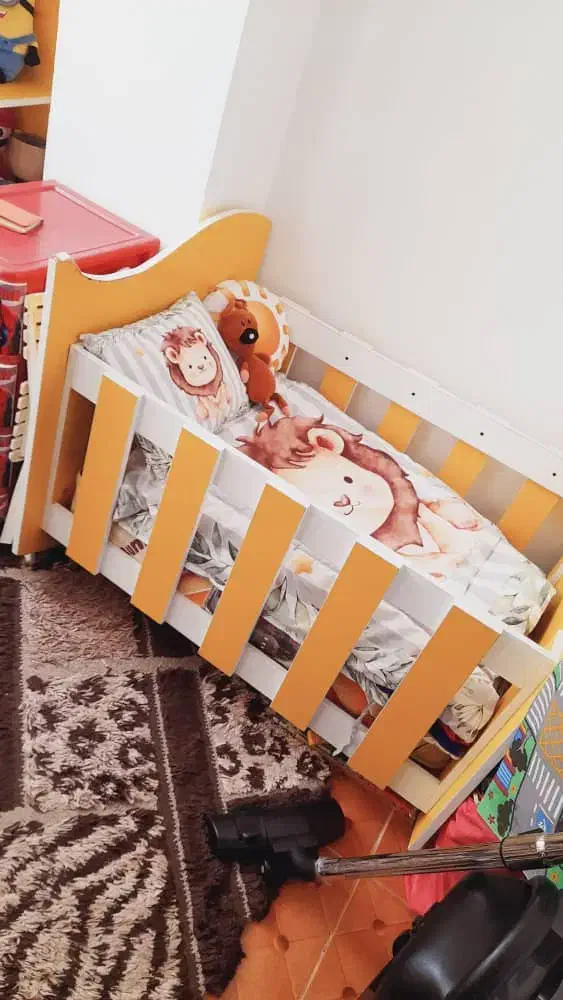 کمد و تخت خواب کودک|تخت و صندلی بچه|صومعه‌سرا, |دیوار