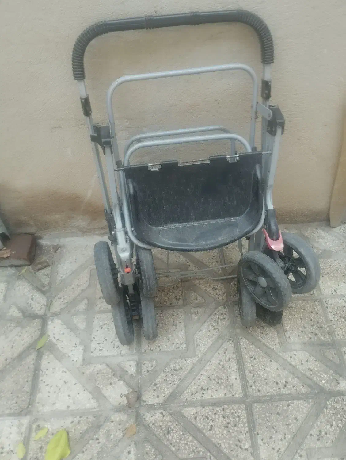 کالسکه سالم رویه نو استفاده نشده|کالسکه و لوازم جانبی|تهران, چیتگر شمالی|دیوار