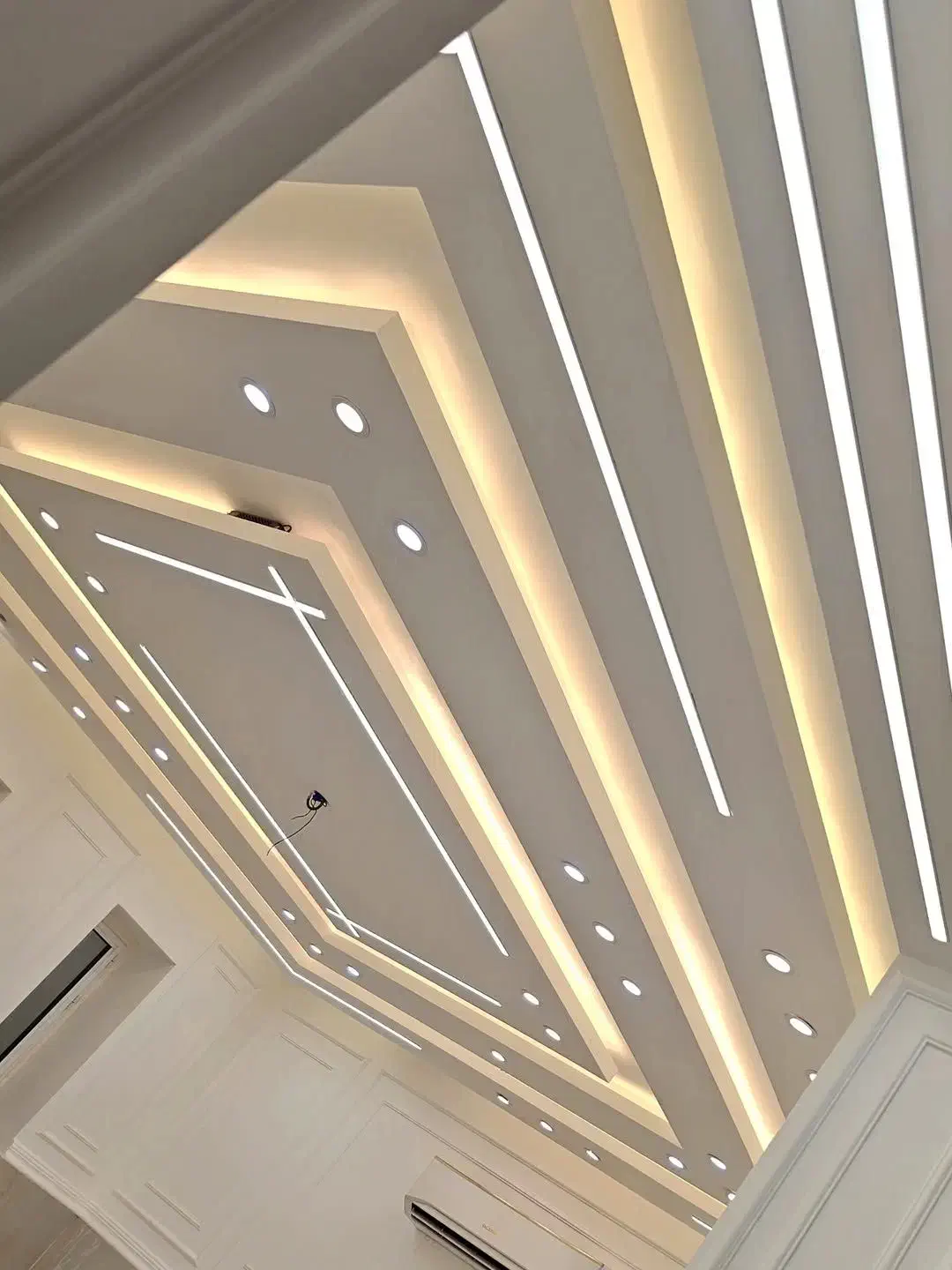 اجرای والپست ورابیتس کاری|خدمات پیشه و مهارت|قائن, |دیوار