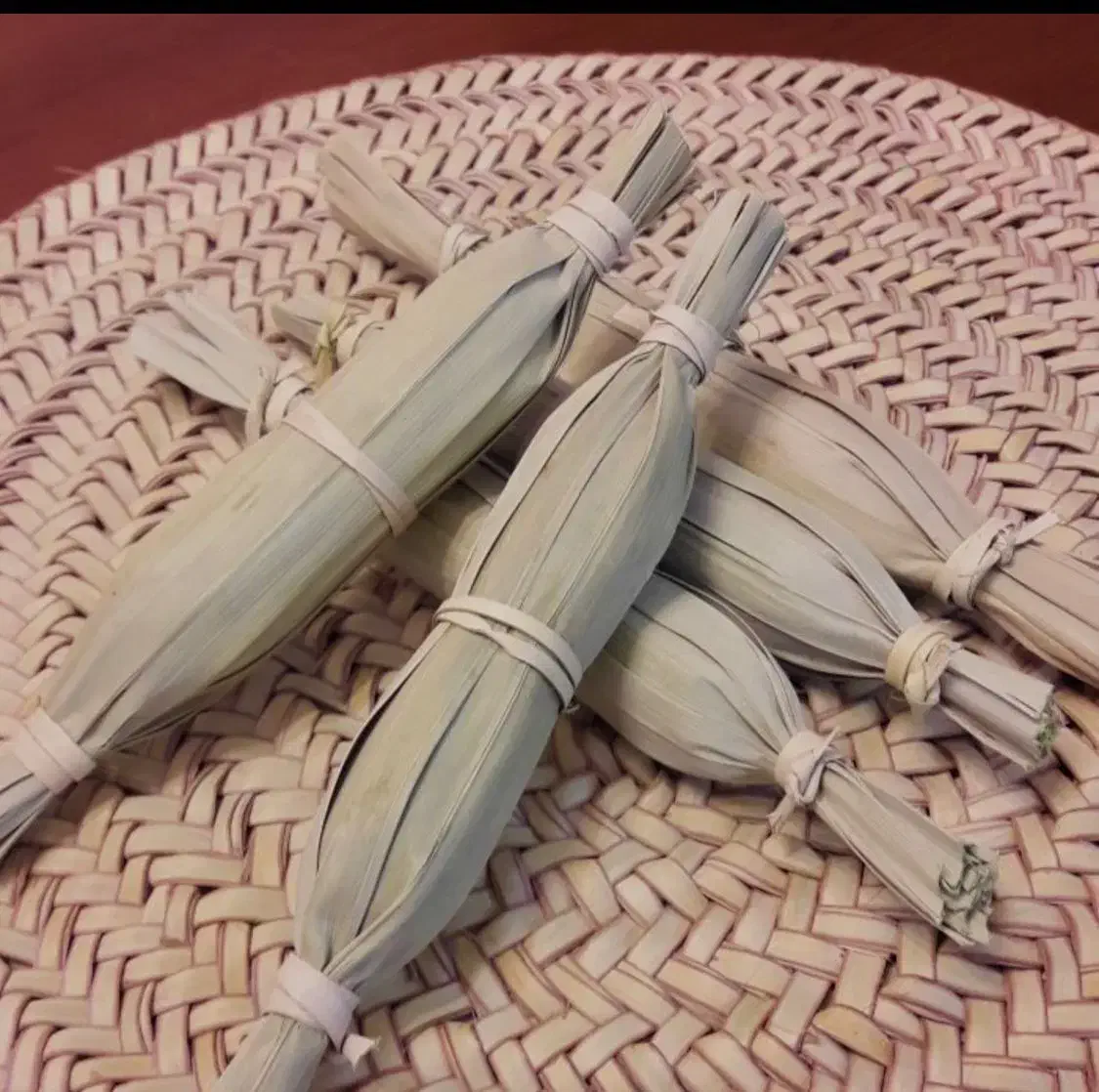 خرمای چرخ شنده  با تعم رازیانه پونه محلی مستوک..|خوردنی و آشامیدنی|میناب, |دیوار