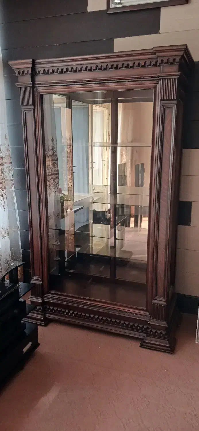 ویترین چوبی|بوفه، ویترین، کنسول|برخوار, |دیوار