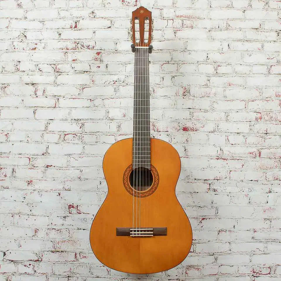 گیتار c40 یاماها (اصل)|گیتار، بیس، امپلیفایر|شیراز, پارک آزادی|دیوار