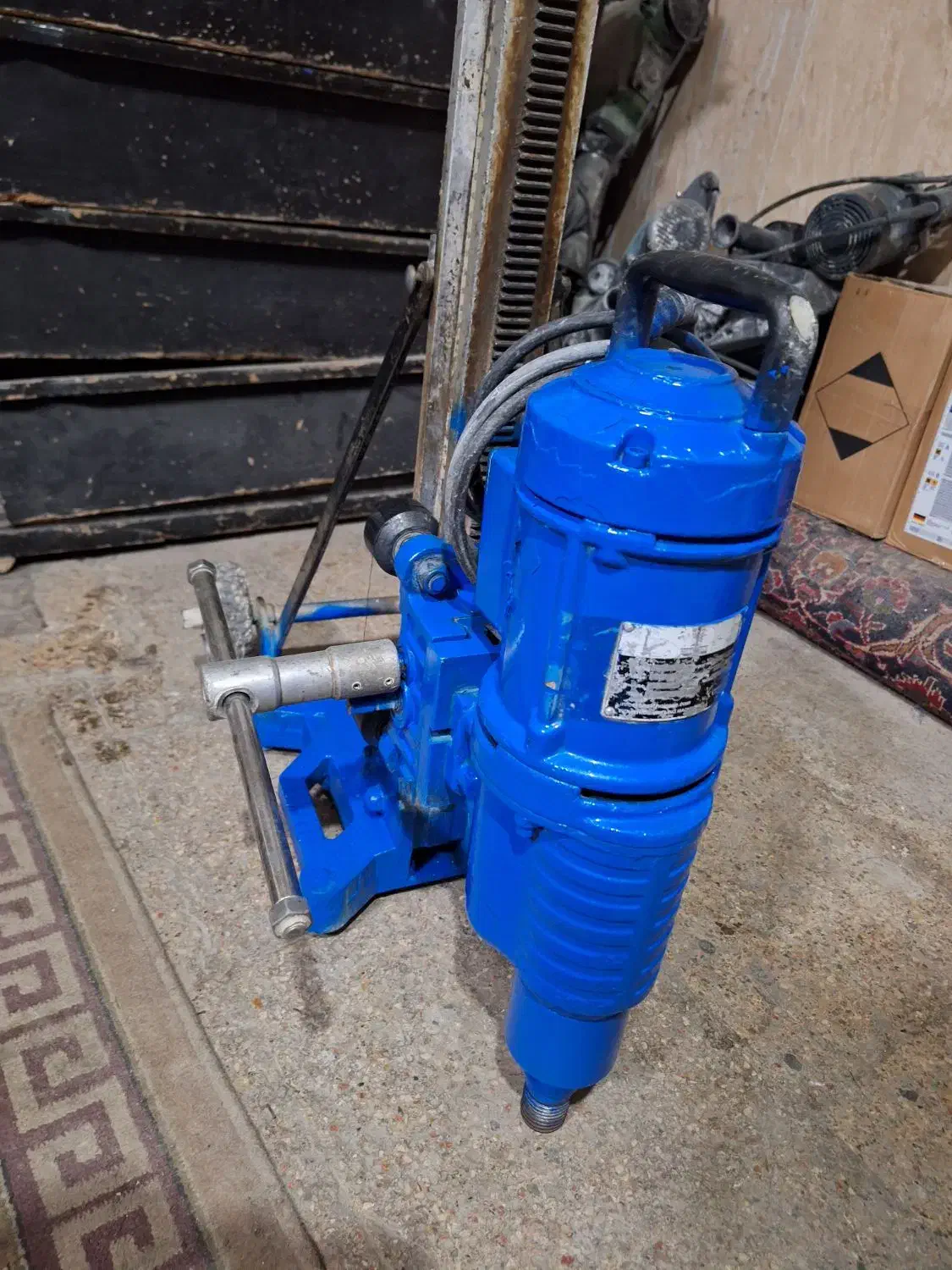 دستگاه کر گیری و سوراخکاری  بتن|ابزارآلات|مشهد, شهید قربانی|دیوار