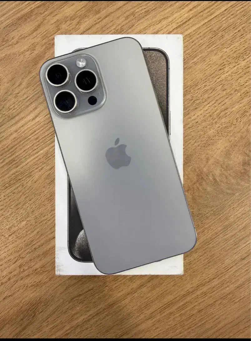 15 pro Max|موبایل|شاهرود, |دیوار