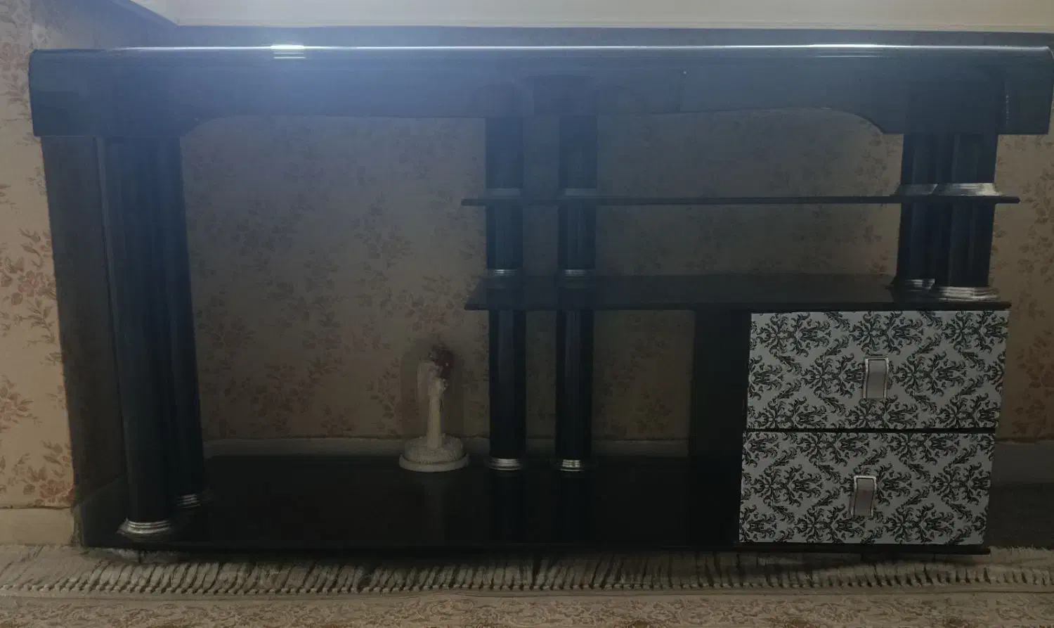 میز تلویزیون|میز تلویزیون|شاهین‌شهر, فردوسی|دیوار