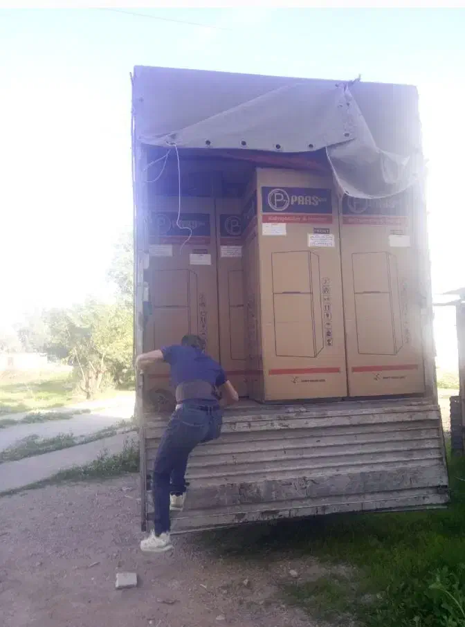 کارگر اساس ۲۵۰ ایسوزو نیسان وانت کارگراسباب اثاث|خدمات حمل و نقل|مسجد سلیمان, |دیوار