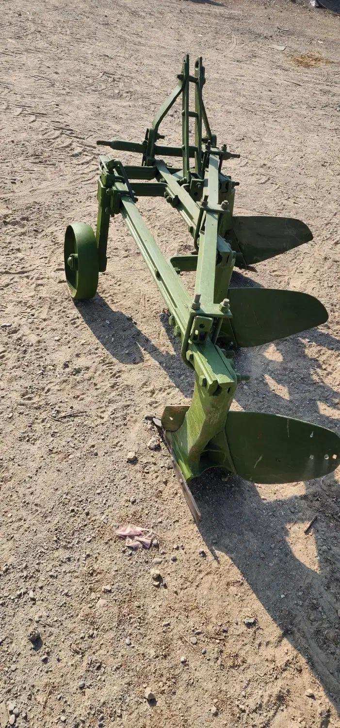 شخم رومانی|ماشین‌آلات صنعتی|رودخانه, |دیوار