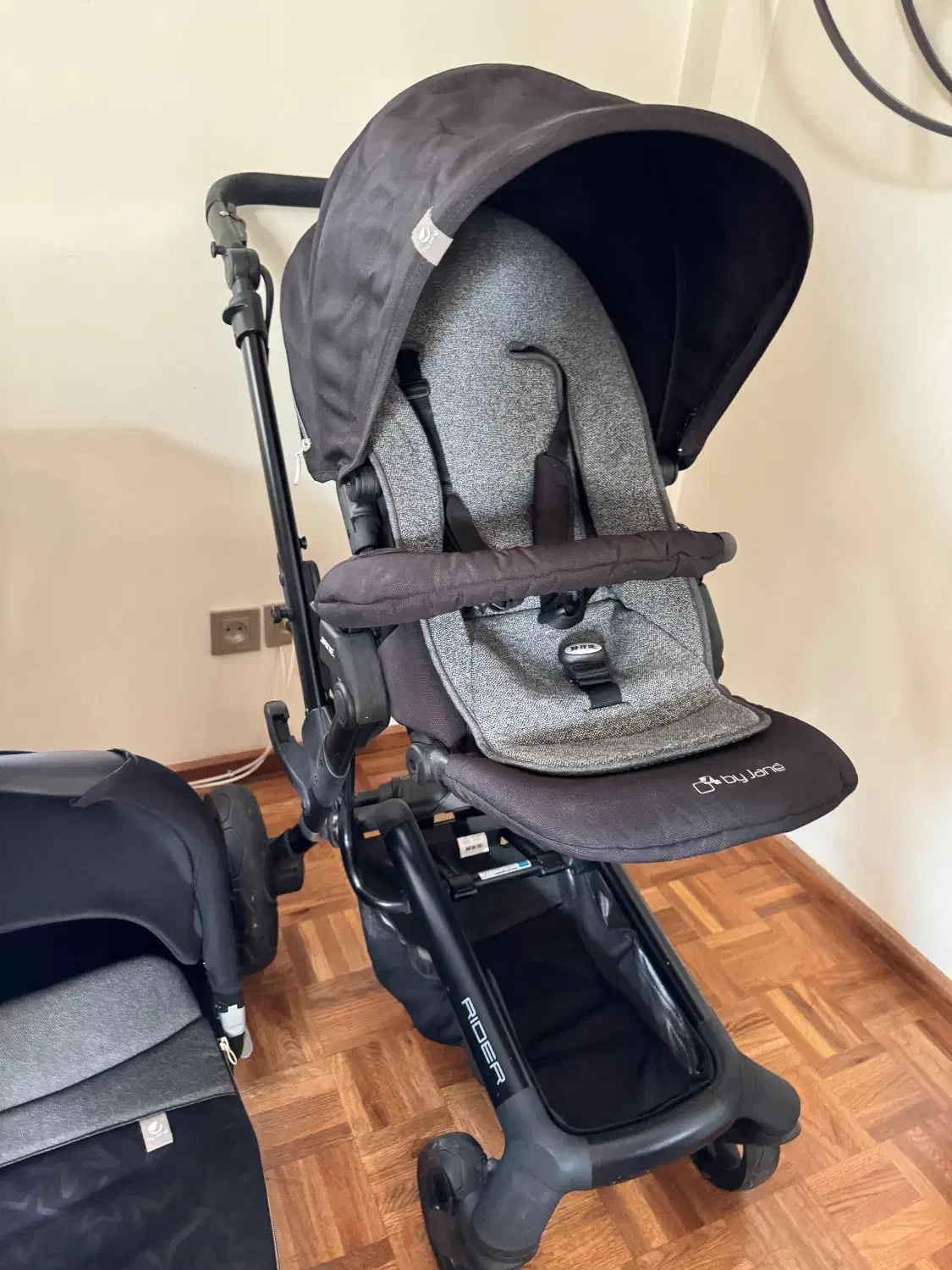 کالسکه اسپانیایی جین رایدر مدل matrix light 2|کالسکه و لوازم جانبی|تهران, شهرک غرب|دیوار