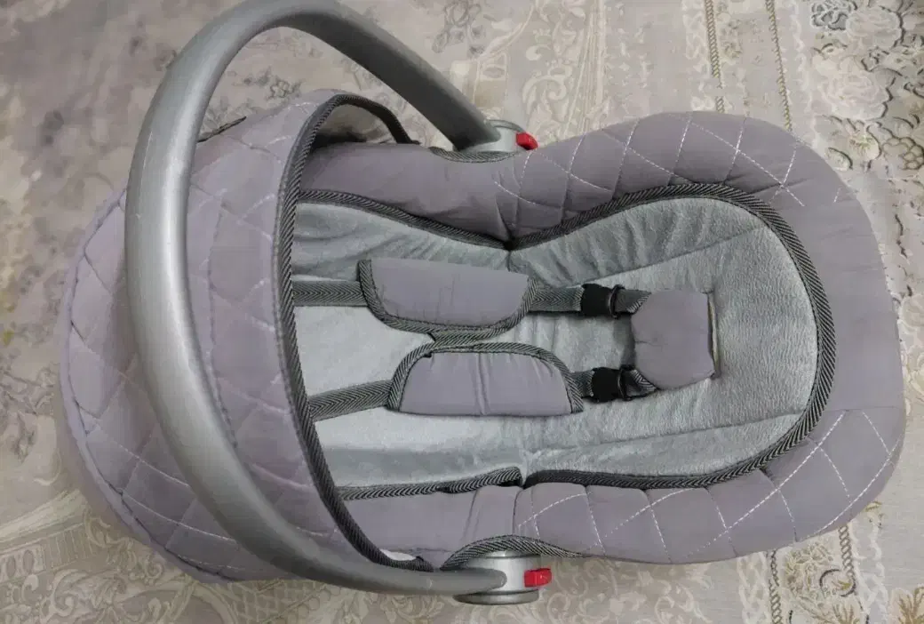 کریر نوزاد|اسباب و اثاث بچه|تهران, استخر|دیوار