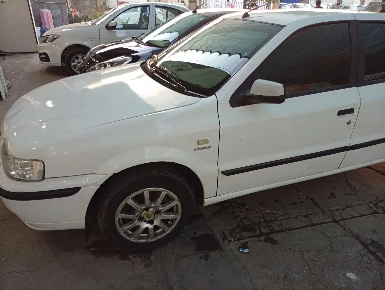 سمند|خودرو سواری و وانت|قم, چهل درخت‎|دیوار