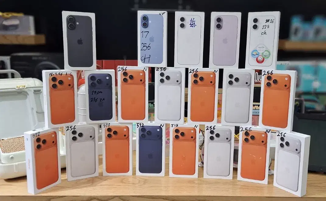 IP17 pro zaa not active|موبایل|تهران, صاحبقرانیه|دیوار