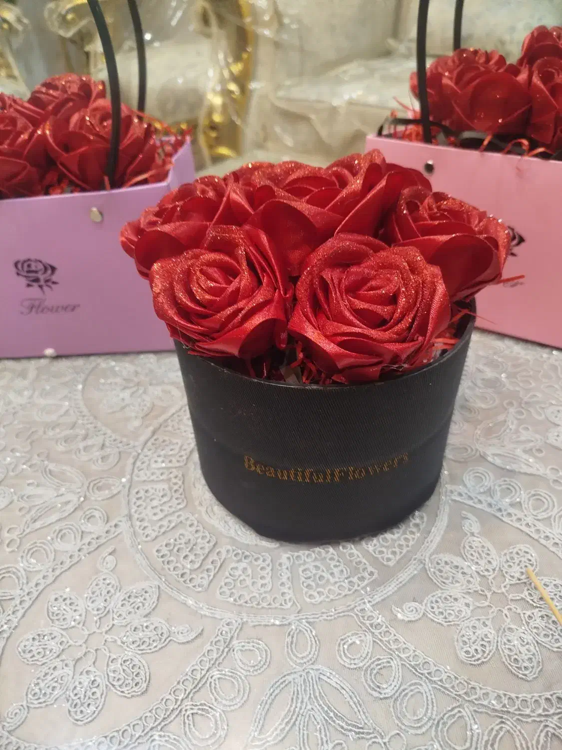 کادو روز مادر یا زن گل روز جاودانه|گل مصنوعی|مشهد, خواجه ربیع|دیوار