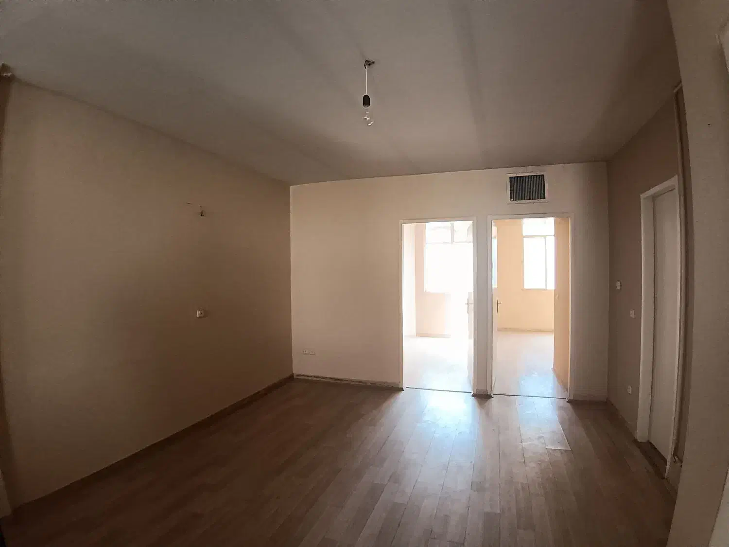 60 متری دو خوابه / نزدیک مترو و تیراژه دو|فروش آپارتمان|تهران, گرگان|دیوار